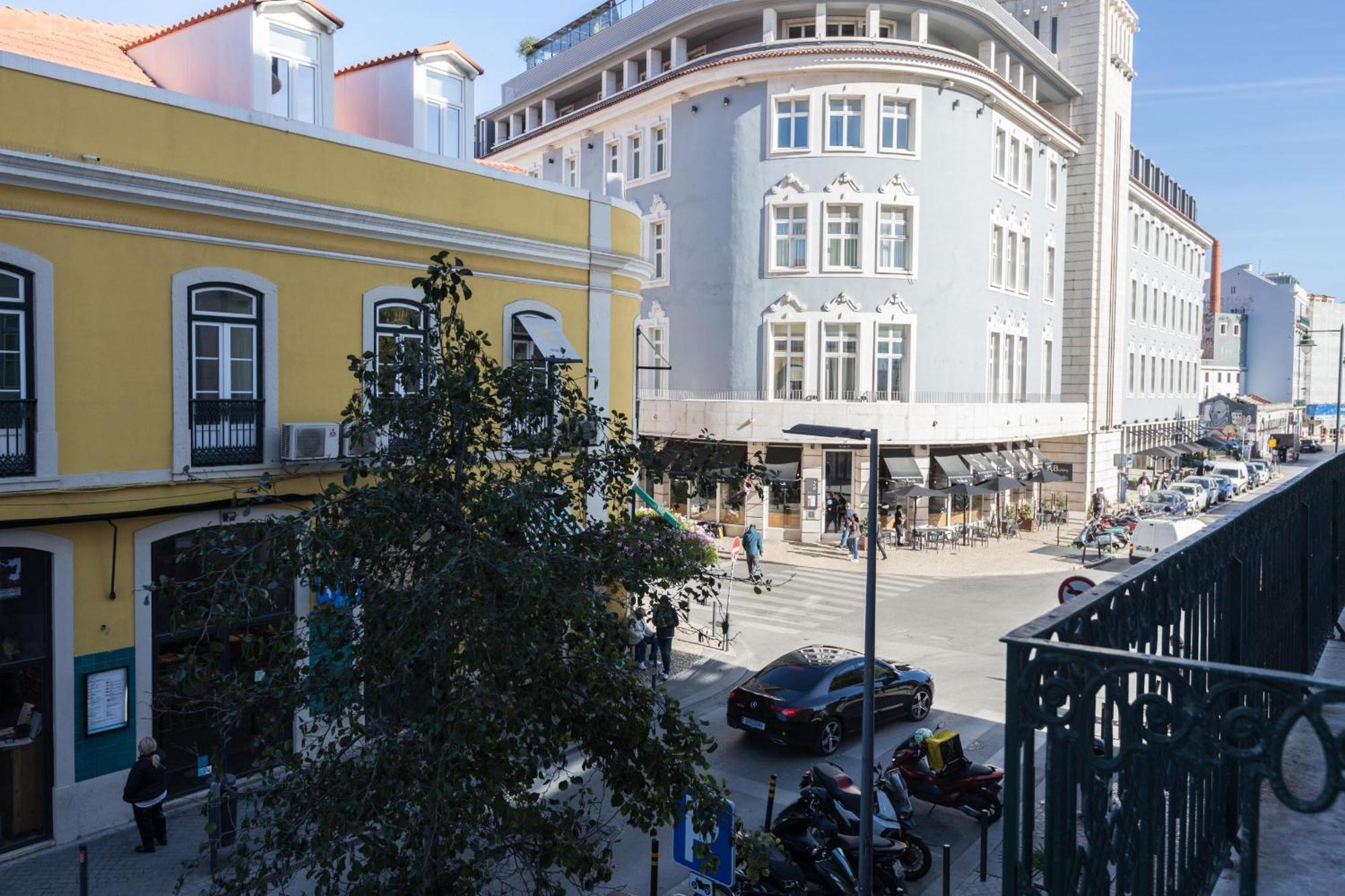 Apartment Flh Cais Sodre Artsy Flat
